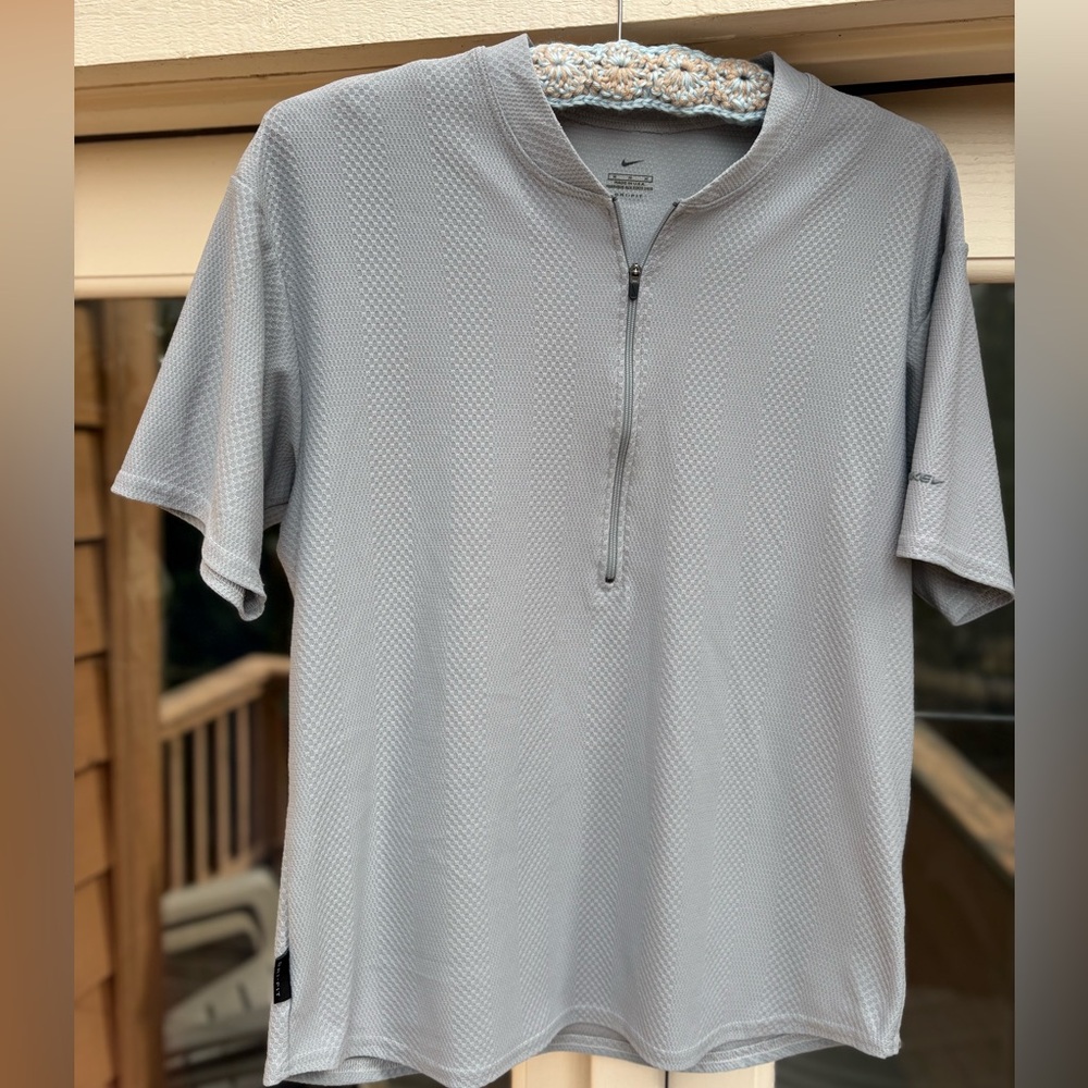 Nike Dri Fit Men’s Half Zip Shirt